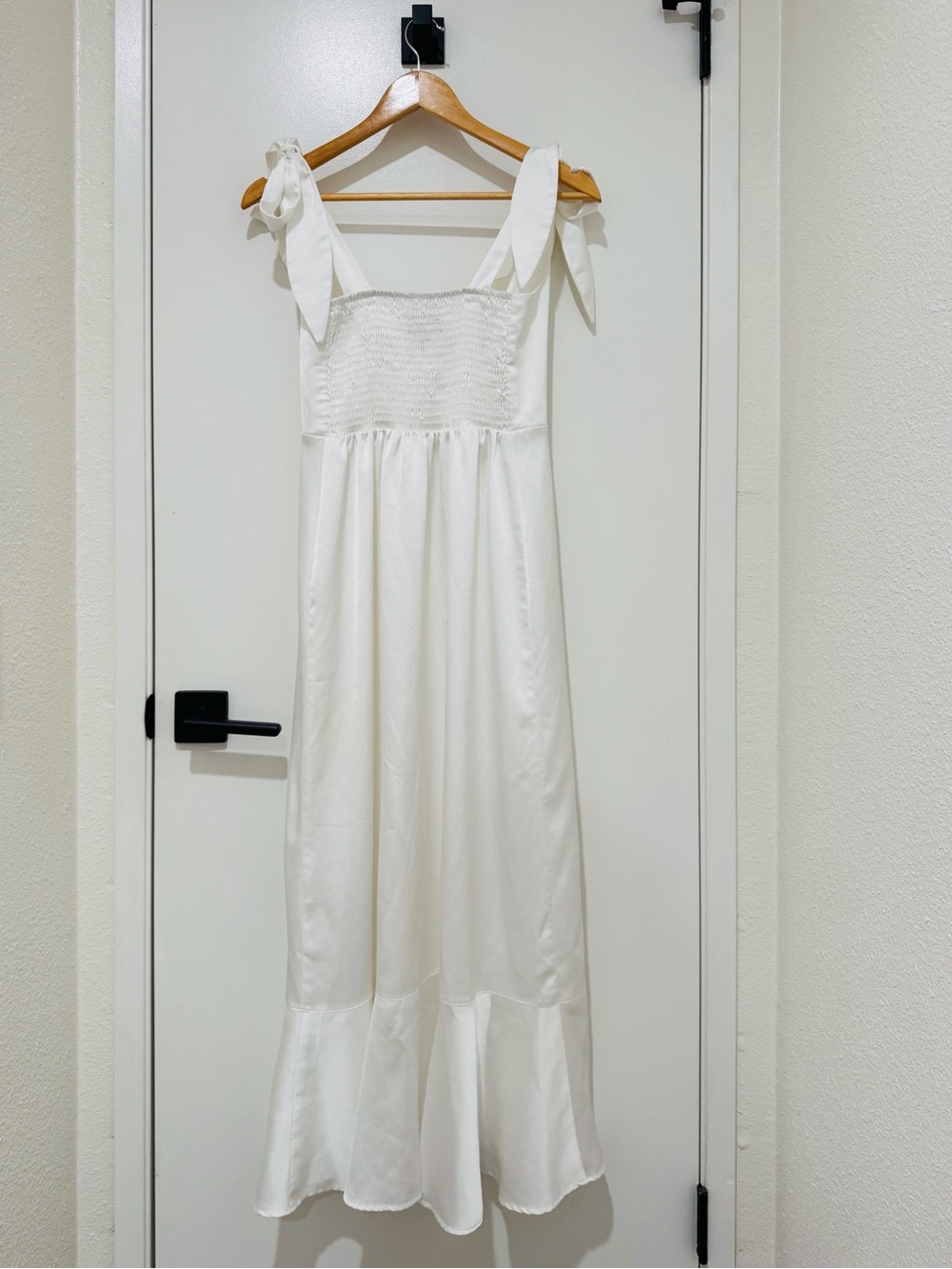 SHOW ME YOUR MUMU Garden Midi Dress - Picture 7 of 8